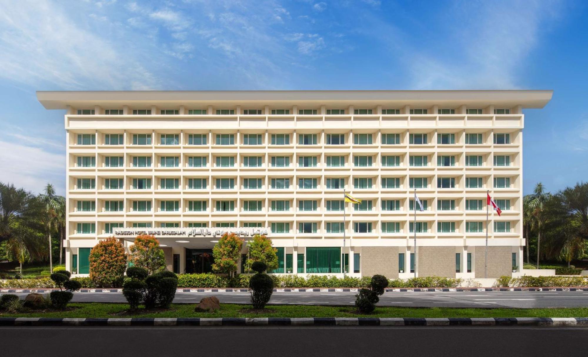 Radisson Hotel Brunei Darussalam Bandar Seri Begawan Exterior photo