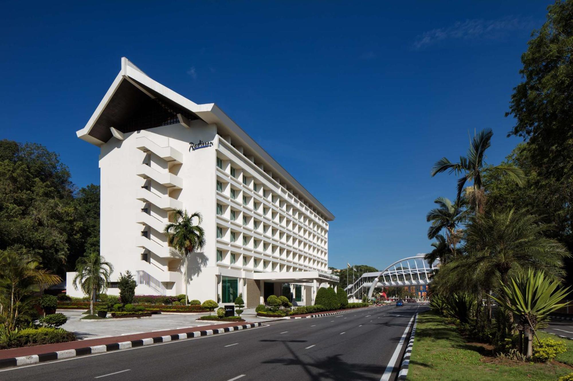 Radisson Hotel Brunei Darussalam Bandar Seri Begawan Exterior photo